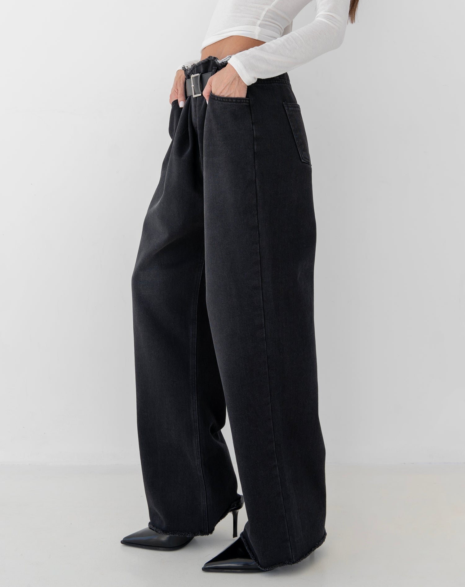 Gianna Low Waist Belted Straight Leg Jeans, Black