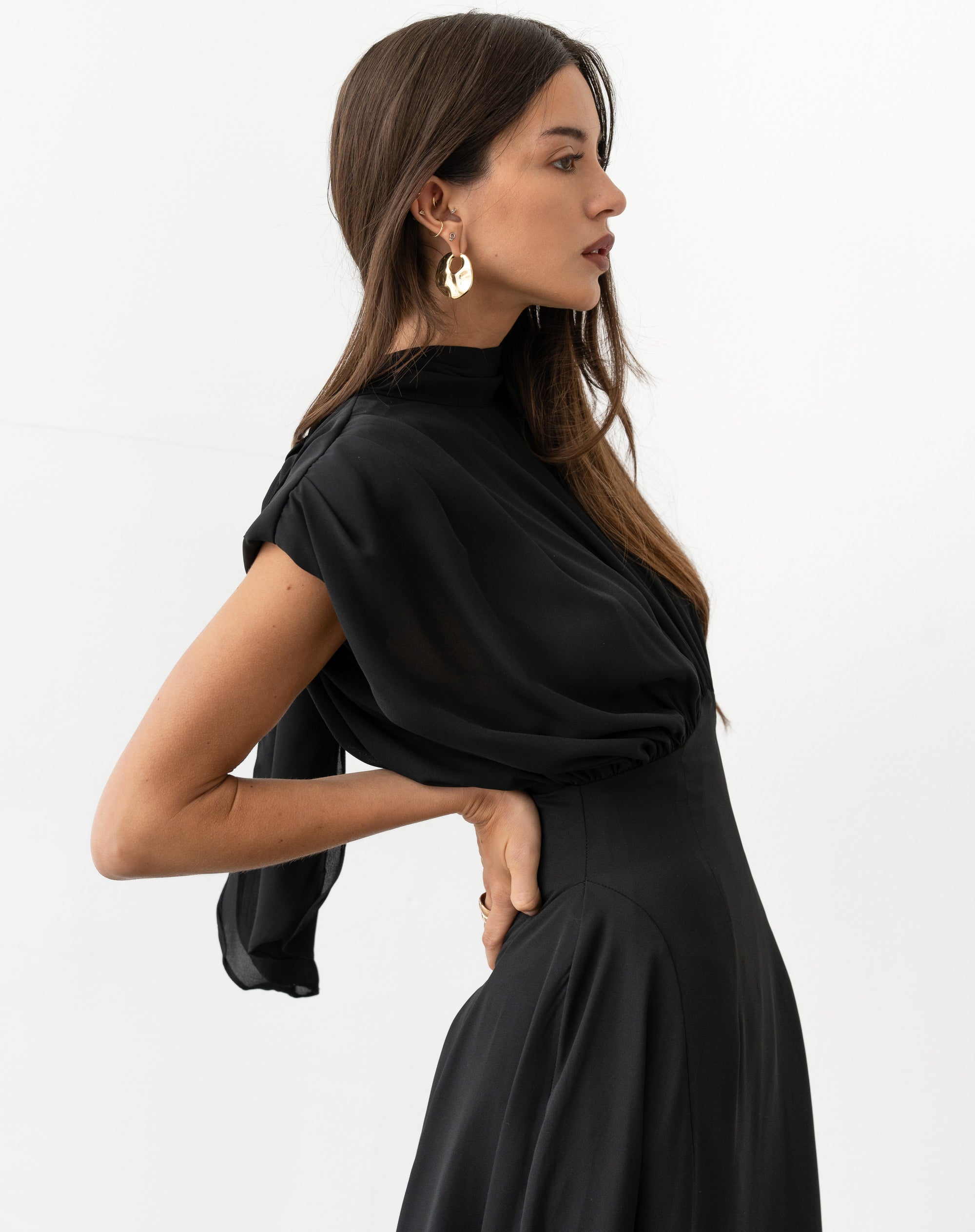 Robe sans manches nouée au dos Eliana, noir