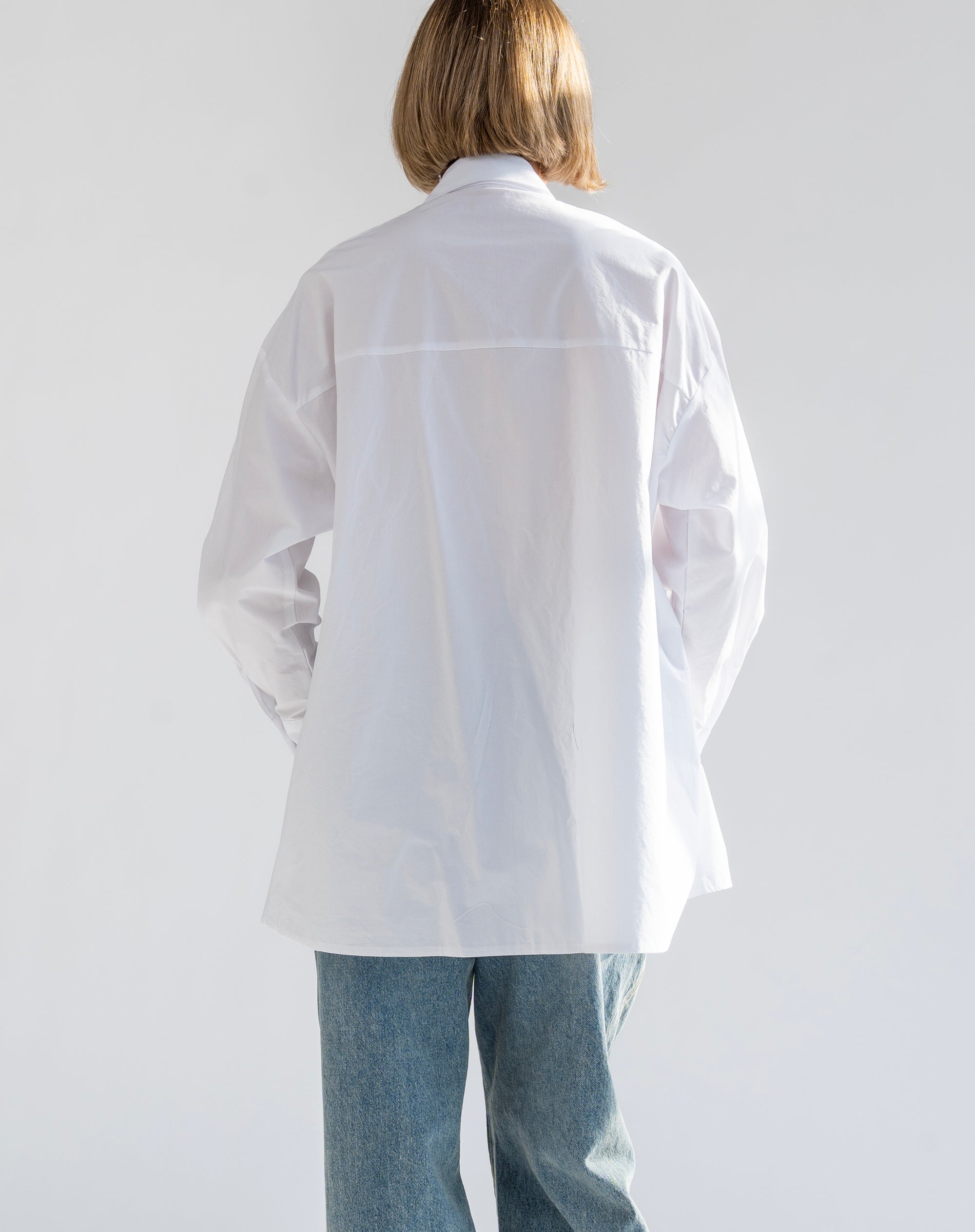 Chemise surdimensionnée Soren à nouer sur le devant, blanc