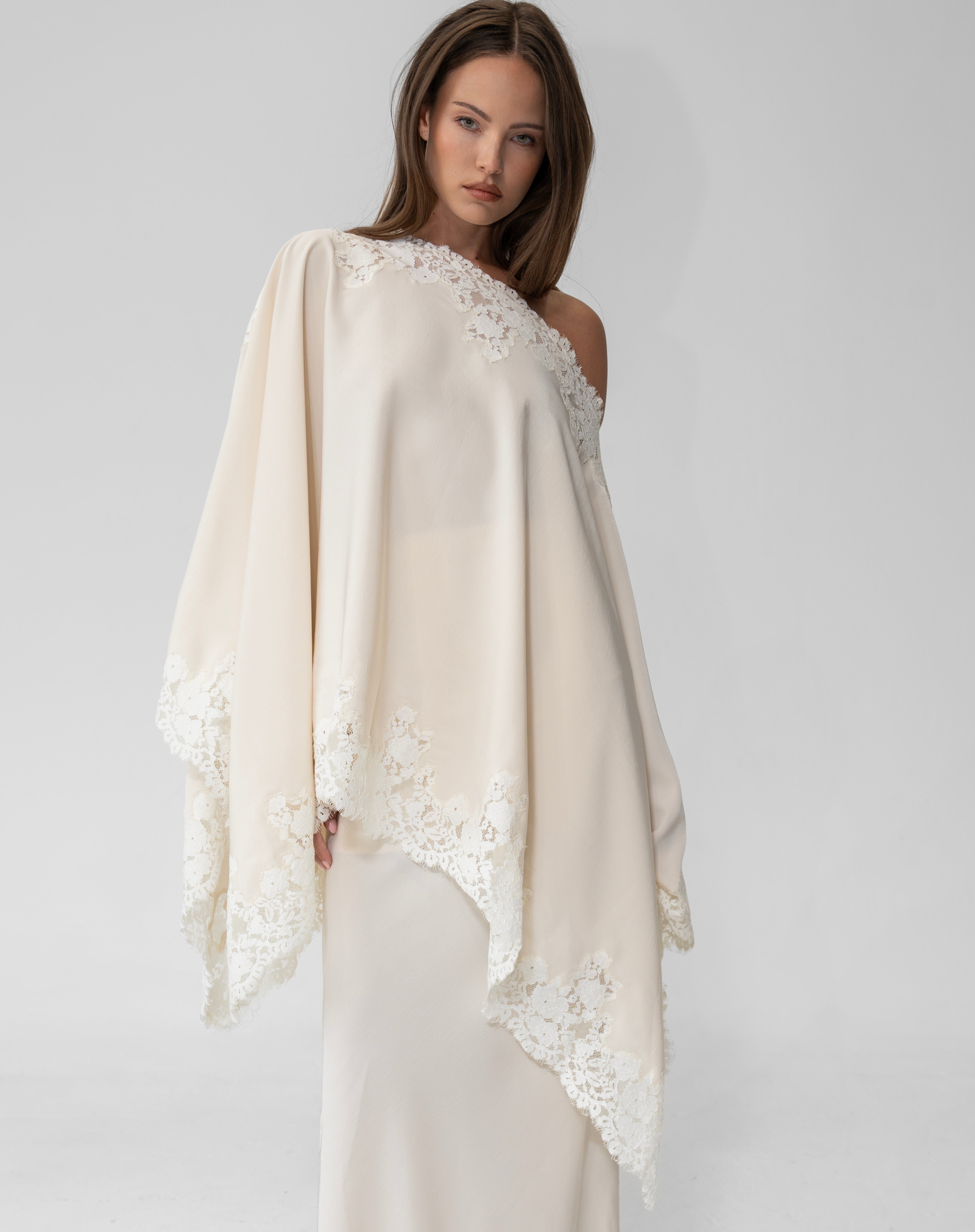 Elsie Lace Cape Top, Ivory | The Bekk