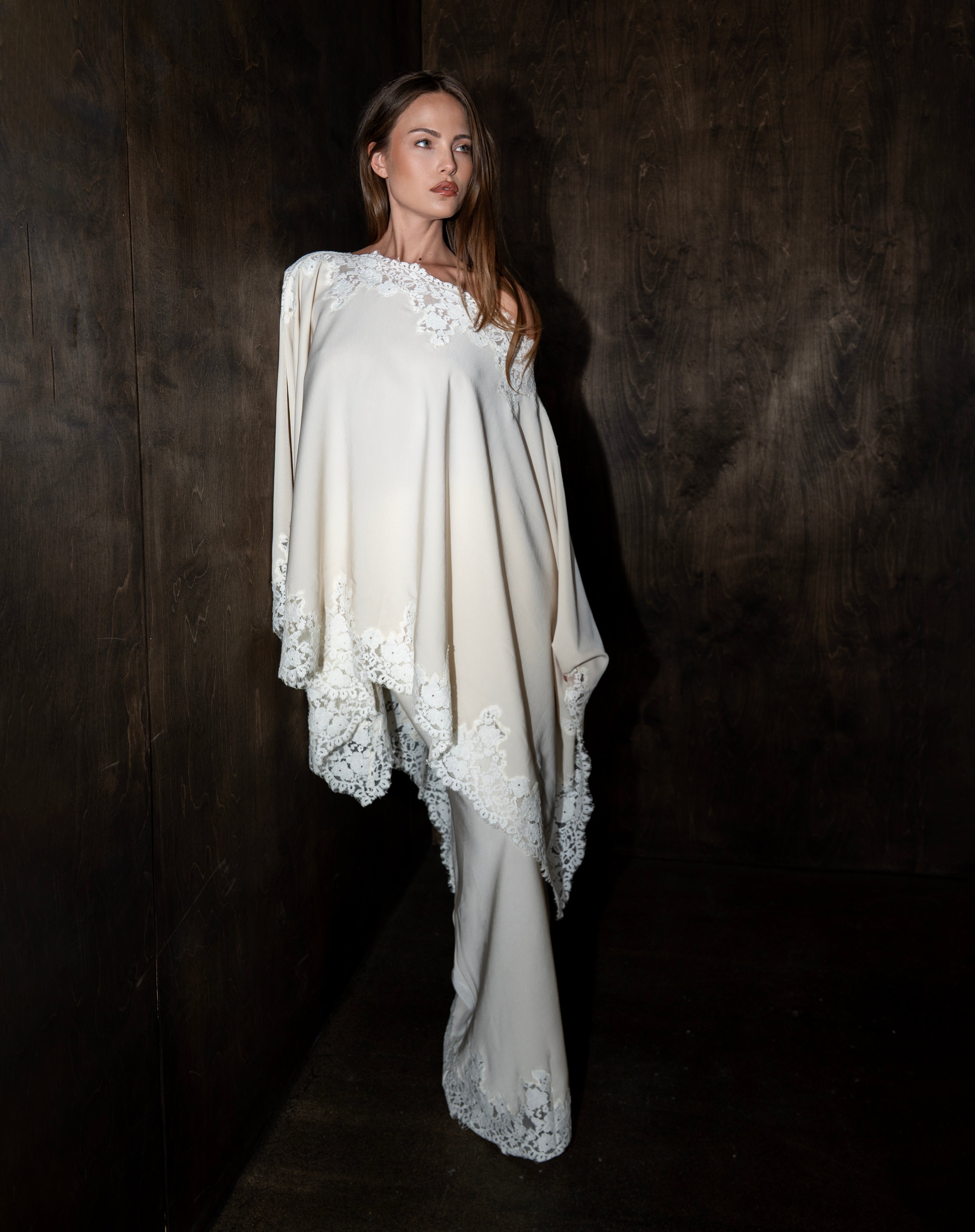 Heather Lace Skirt, Ivory | The Bekk