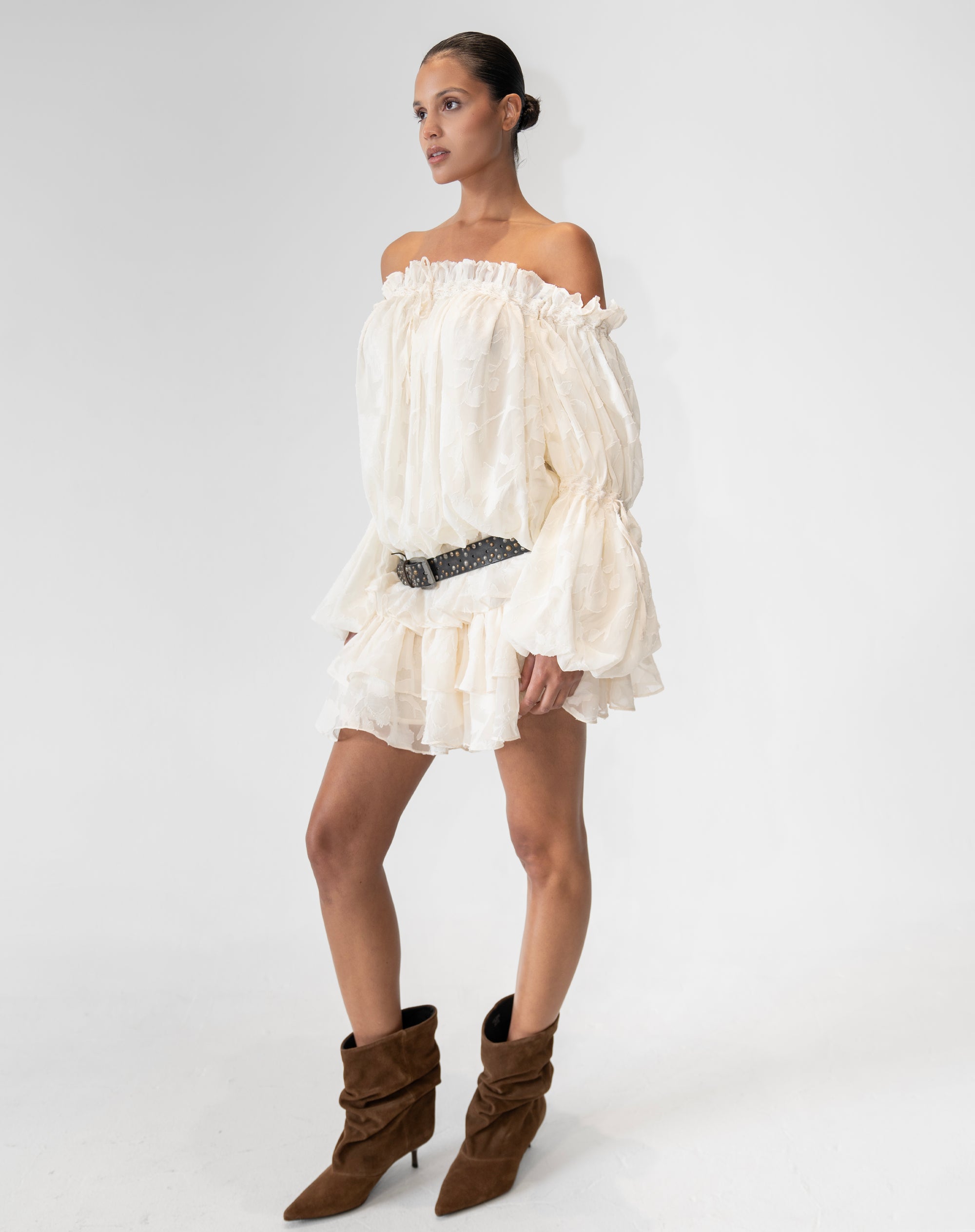 Chemisier froncé à épaules dénudées Elora, pêche