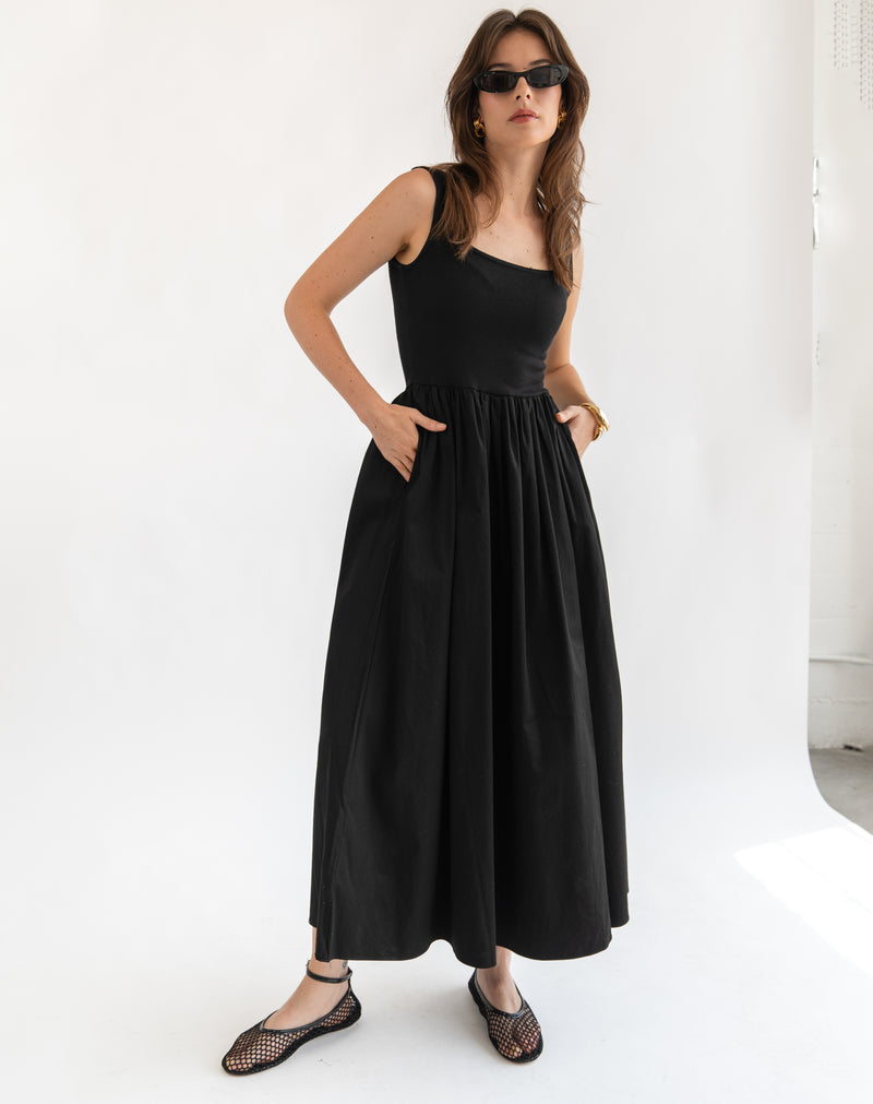 Vestido acampanado sin mangas con escote cuadrado Aria, negro