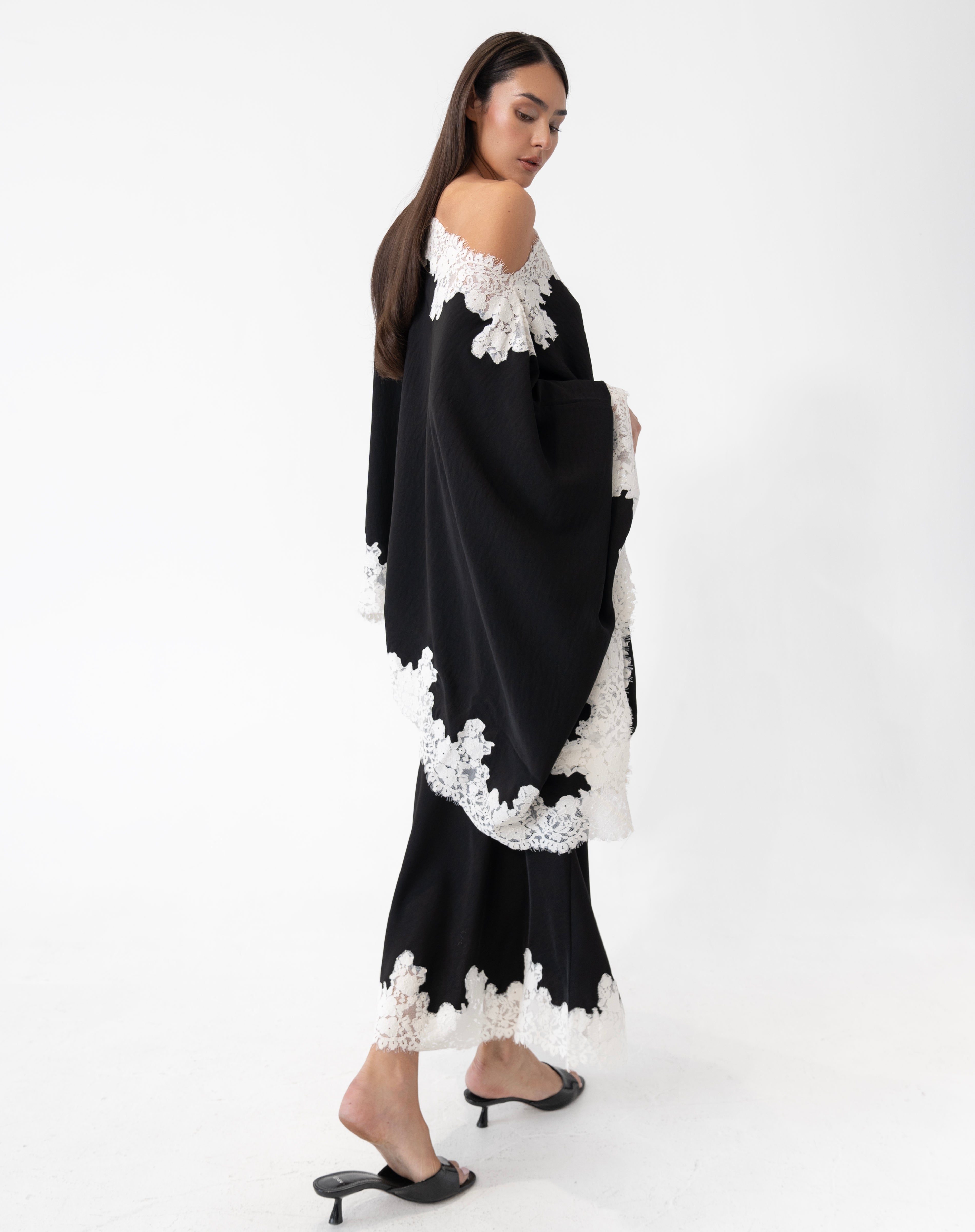 Elsie Lace Cape Top, Black | The Bekk