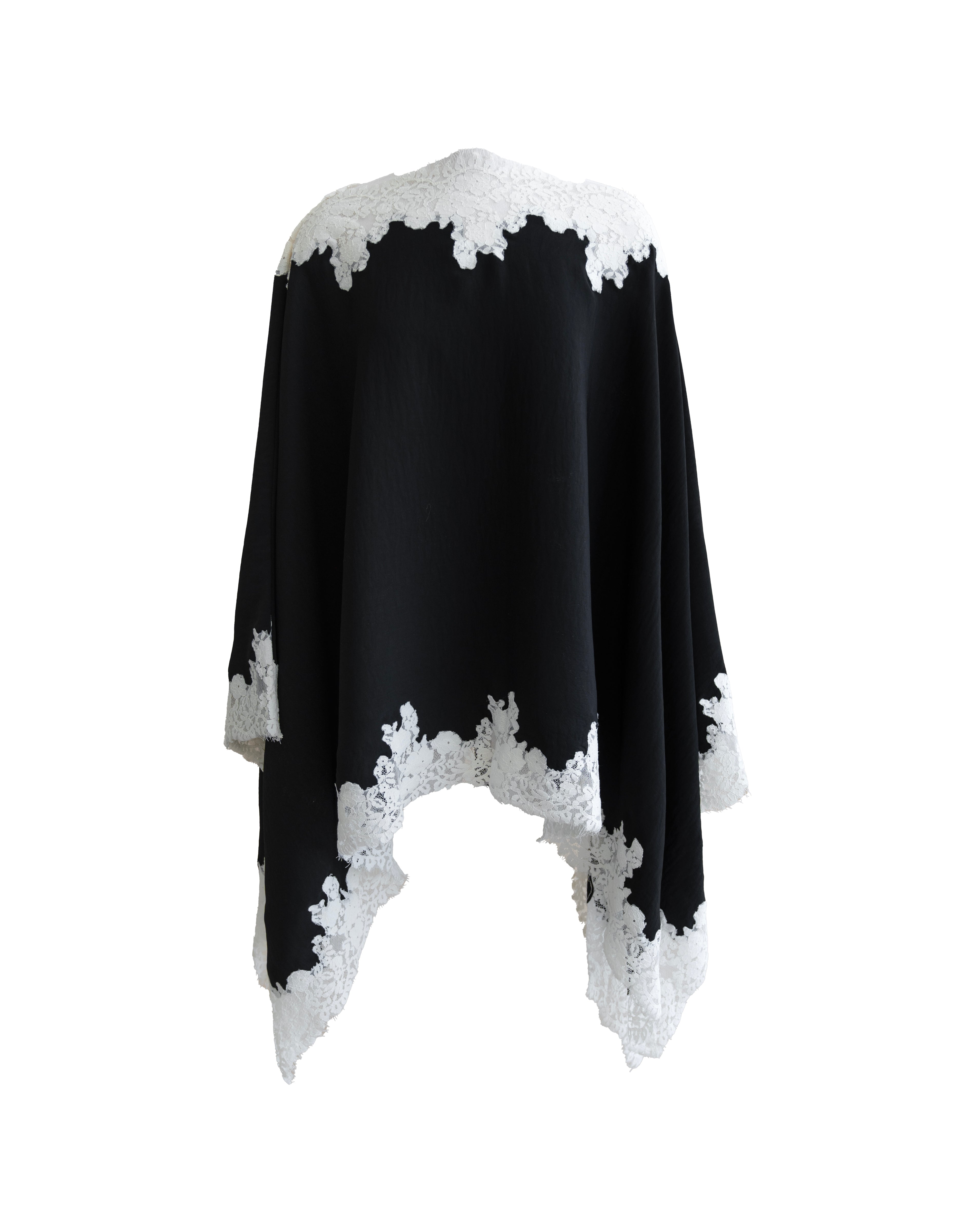 Elsie Lace Cape Top, Black | The Bekk