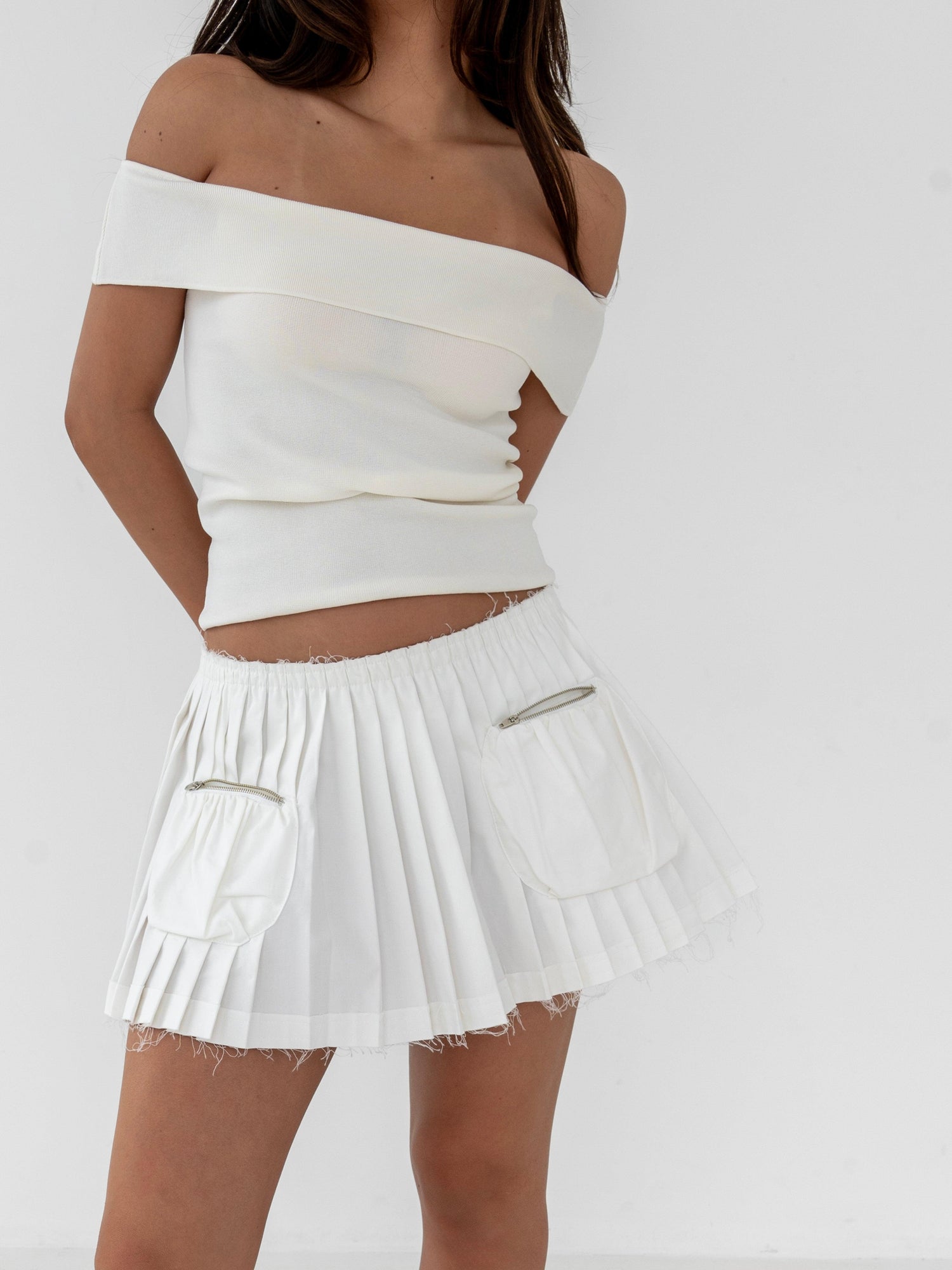 Jade Low Waist Pleated Skirt, White - The Bekk