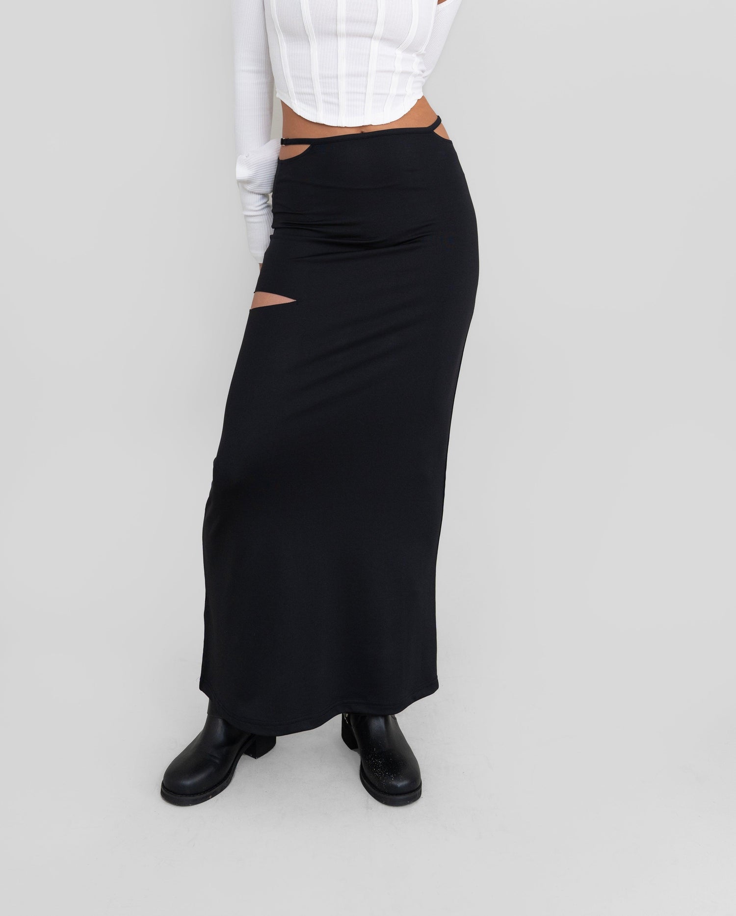 Lilibet Cutout Long Skirt / Black - The Bekk
