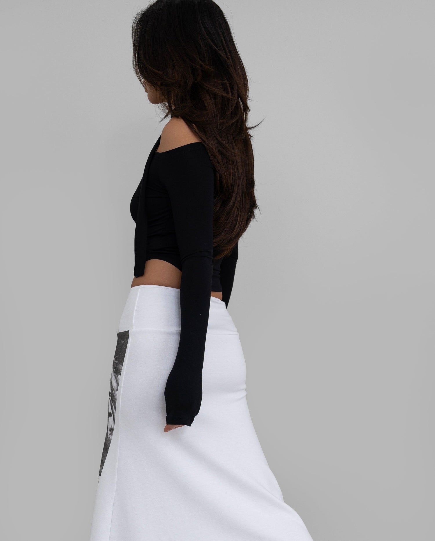 Eva Off Shoulder Long Sleeve Top With A Skinny Scarf Set / Black - The Bekk